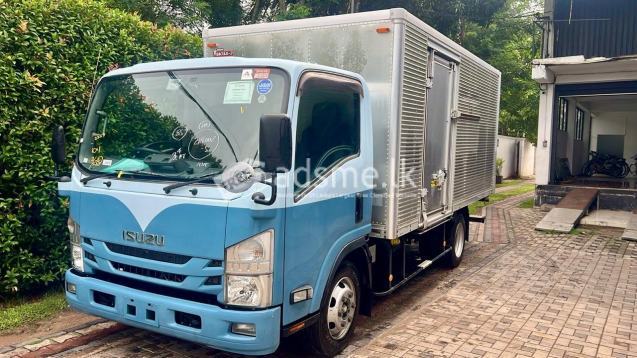 Isuzu ELF 2019