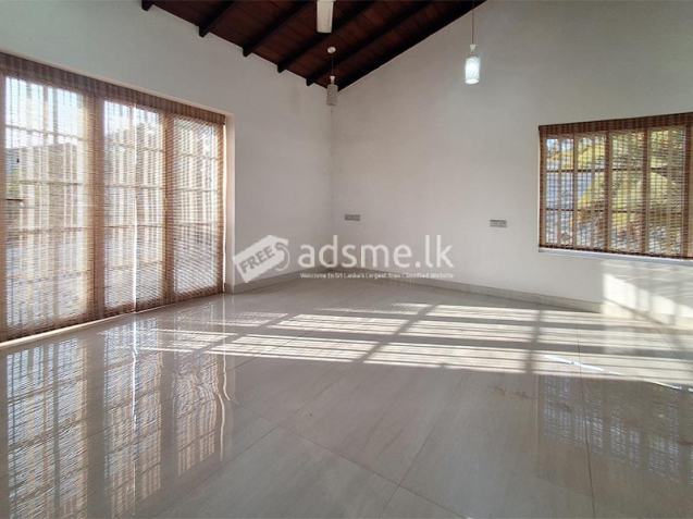 4 Bedroom house for sale in Seeduwa
