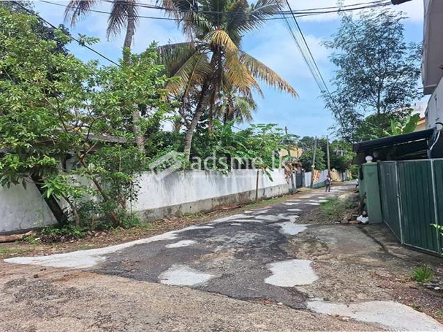 Land for Sale at Pasal Mawatha, Gangodawila, Nugegoda.