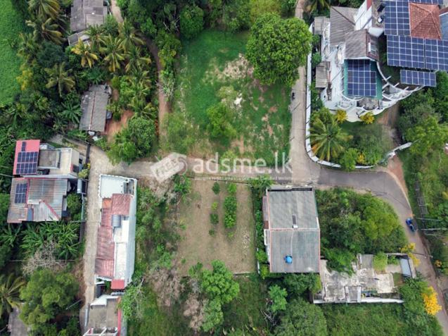 Prime Residential Land for Sale in Ramanayake Mawatha, Hokandara.
