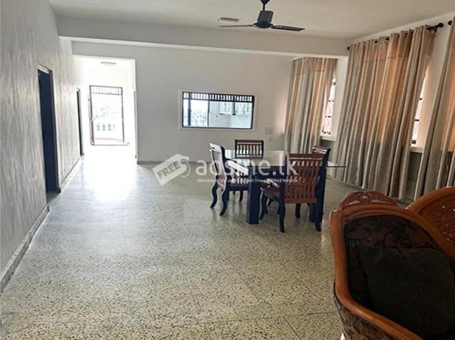 Three Storey House For Sale in Colombo 13.