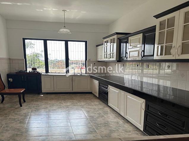 Three Storey House For Sale in Colombo 13.