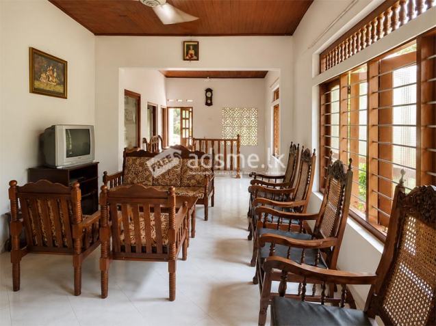 18 Perches Semi-Commercial Property for Sale in Kegalle
