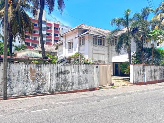 Investment Opportunity – Prime Property at Melbourne Avenue, Colombo 04. Closer to Marine Drive.
