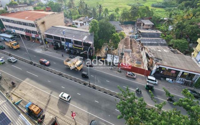 1 Acre Main Road Facing Commercial Land for Sale / Lease in Kiribathgoda