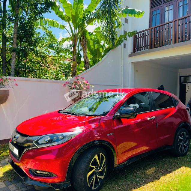 Honda Vezel 2017 (Used)