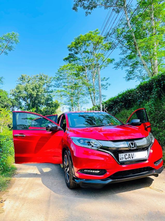 Honda Vezel 2017 (Used)