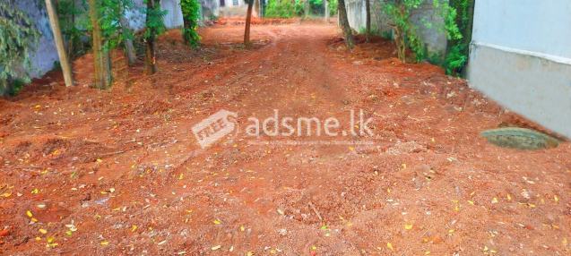 Valuable 18.9 perches bare land for sale in Nugegoda