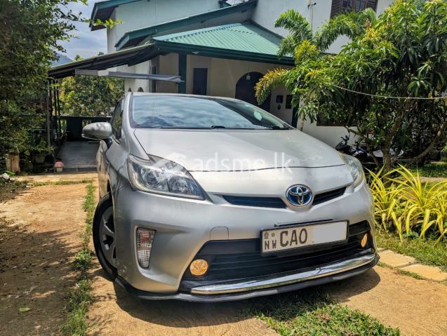 Toyota Prius 2013 (Used)