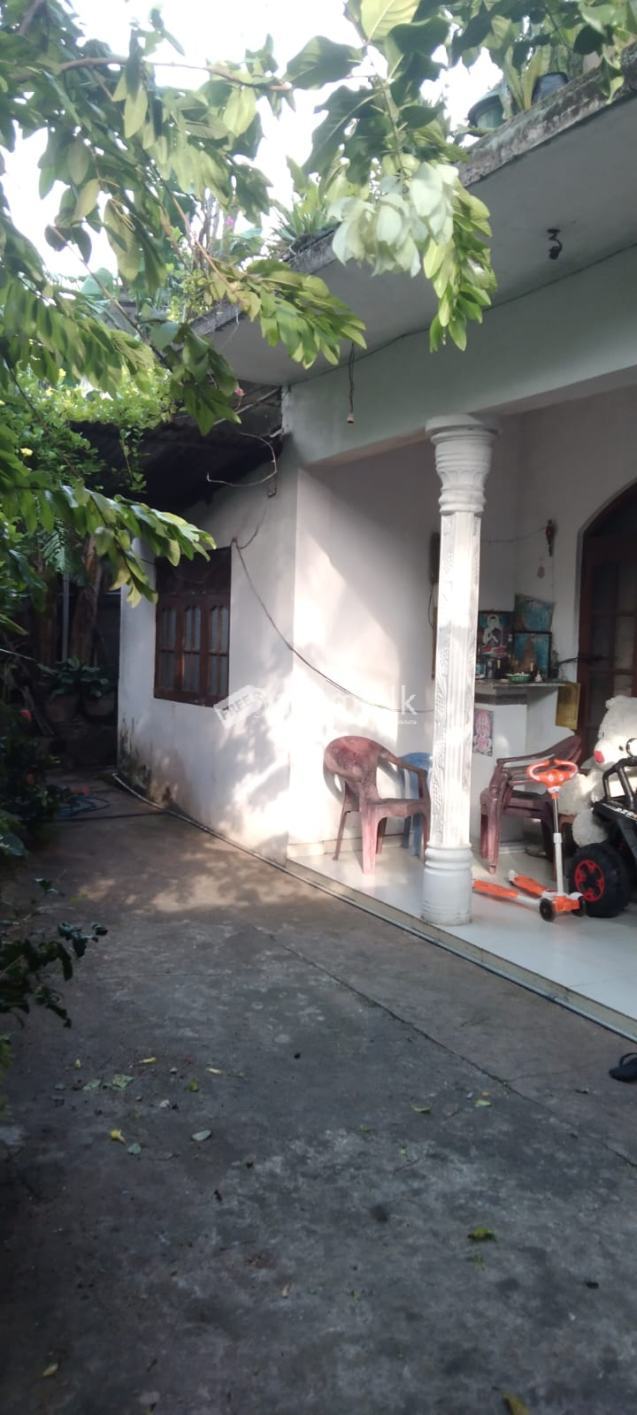 Kolonnawa House For Sale