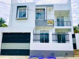 NEWLY BUILD LUXURY 02 STORES  HOUSE for sale polgasowita