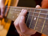 Online Guitar Classes for Beginners