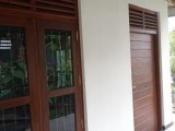 Upstairs House For Rent In Athurugiriya